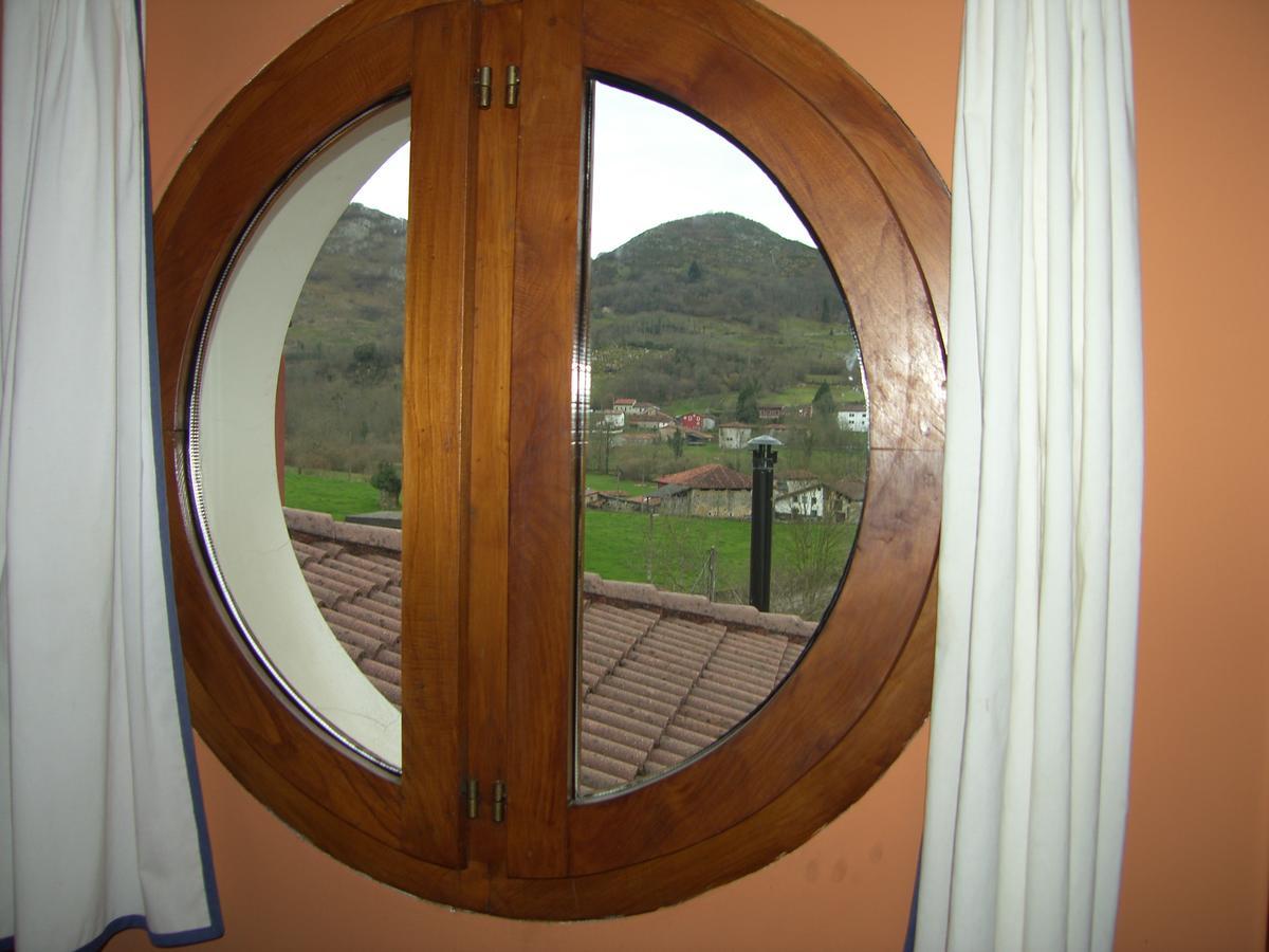 Posada El Pareon Sirviella Exteriör bild