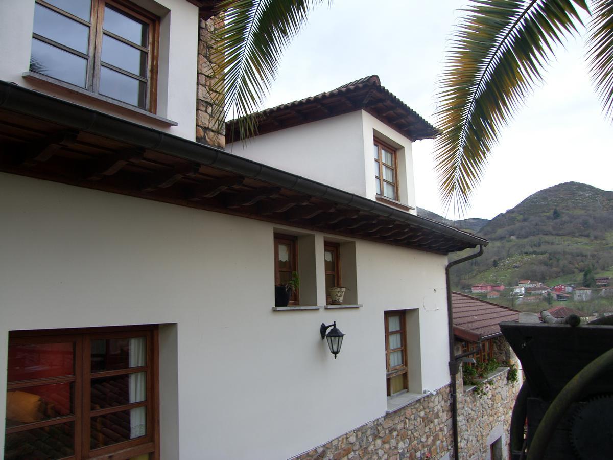 Posada El Pareon Sirviella Exteriör bild