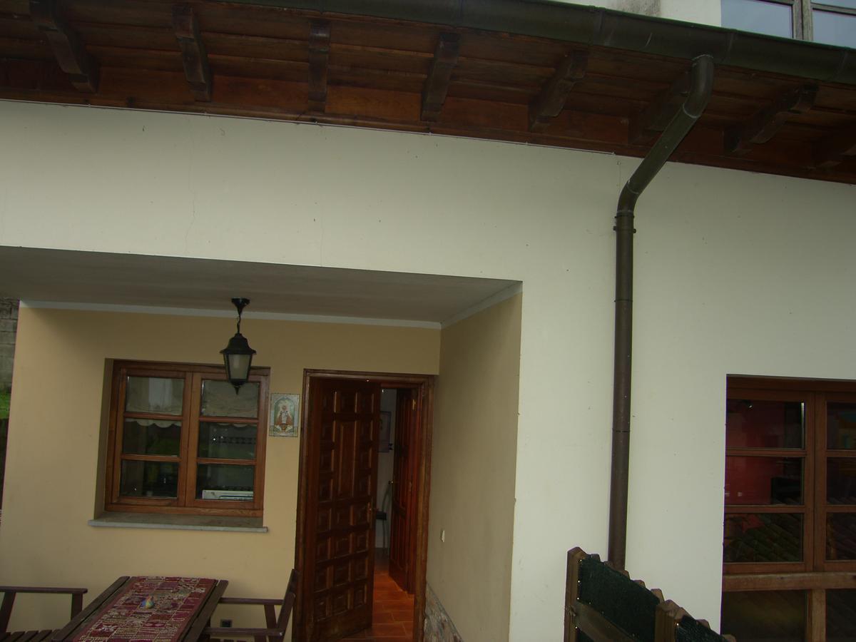 Posada El Pareon Sirviella Exteriör bild