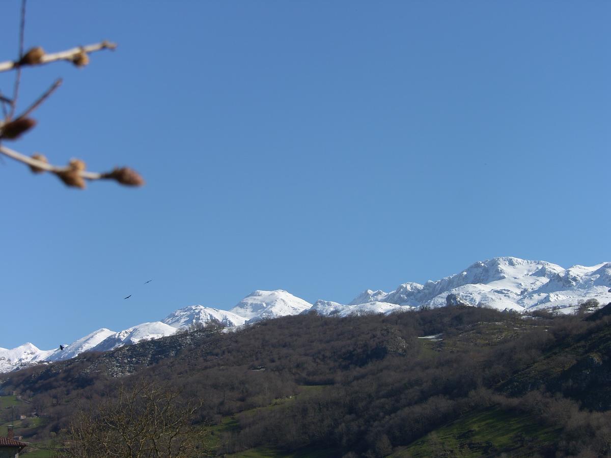 Posada El Pareon Sirviella Exteriör bild