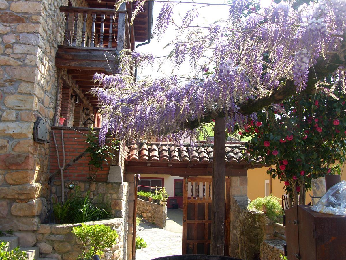 Posada El Pareon Sirviella Exteriör bild