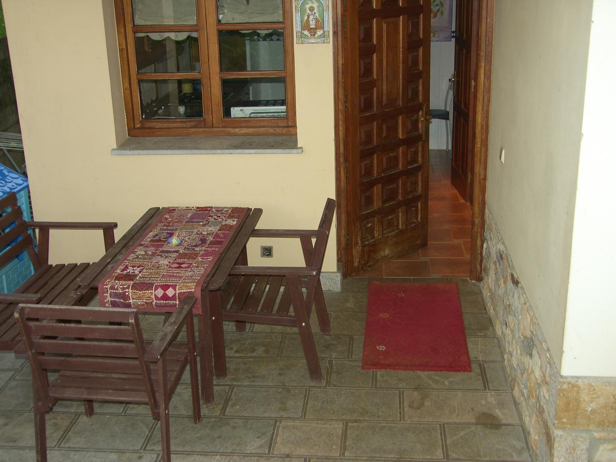 Posada El Pareon Sirviella Exteriör bild
